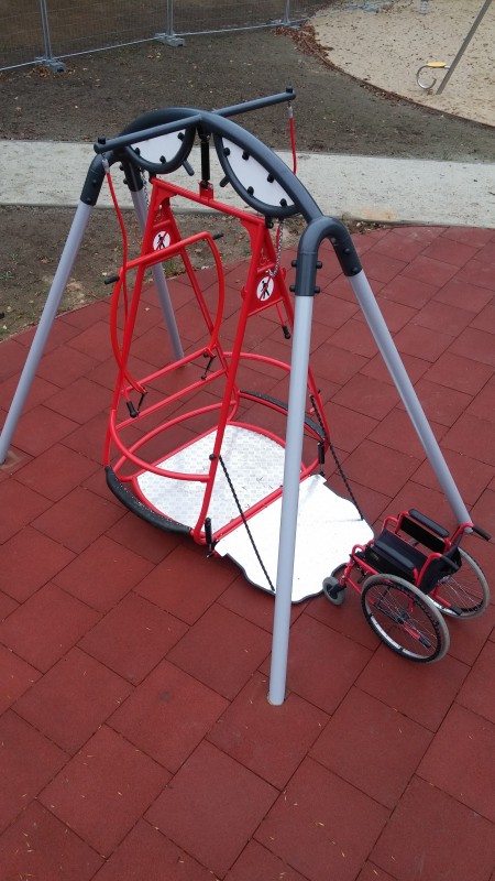 Plac zabaw Huśtawka integracyjna Saturn PLAY-PARK