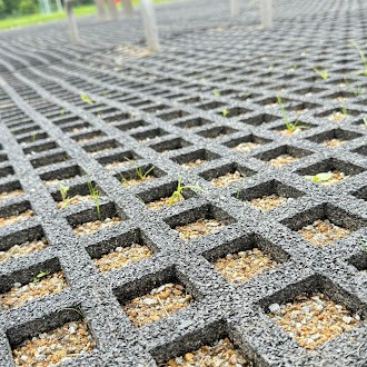 Plac zabaw FLEXI-STEP Bezpieczna Kratka 100 mm, HIC = 3,0 m PLAY-PARK