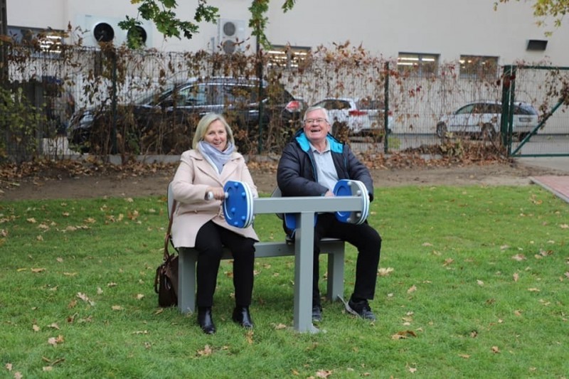 Plac zabaw Zestaw podwójny ławka z młynkiem PLAY-PARK