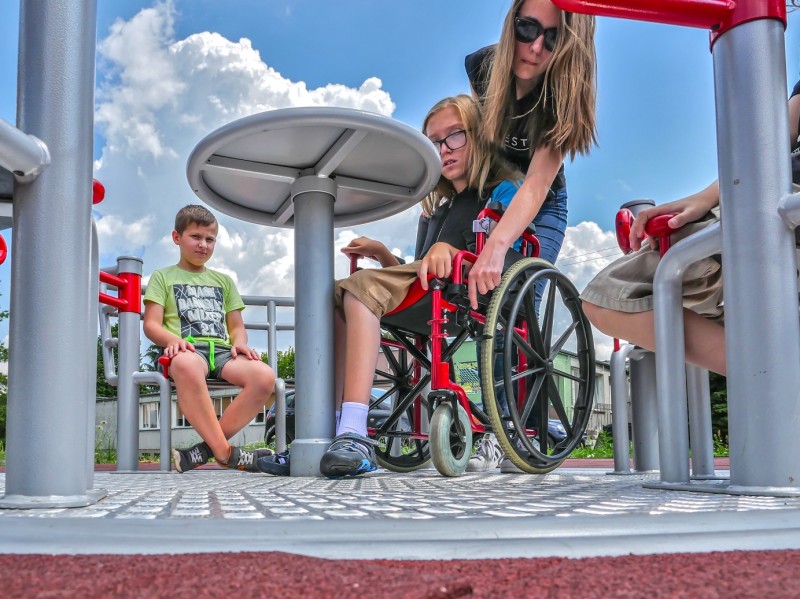 Plac zabaw Karuzela integracyjna Yugo 3 PLAY-PARK
