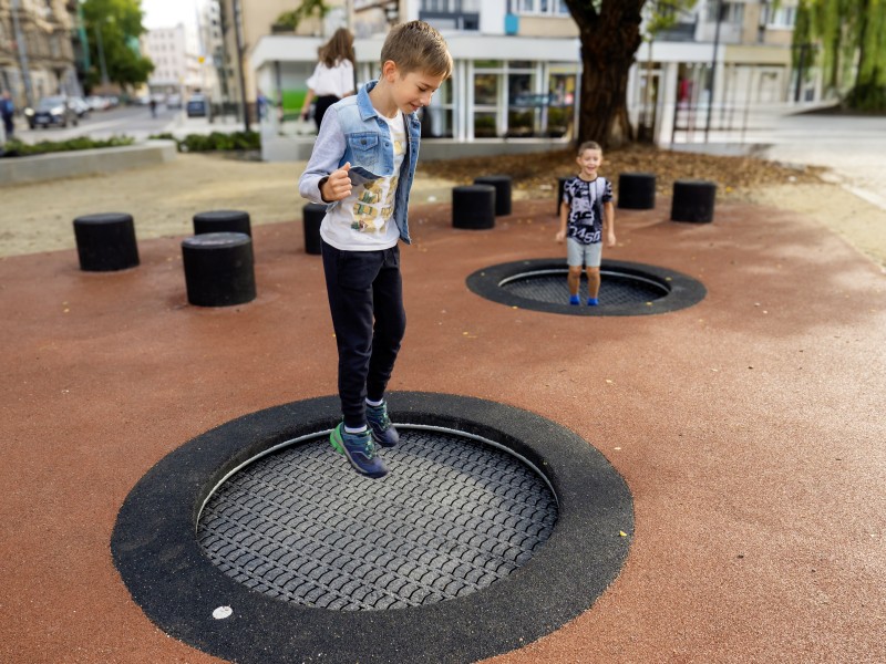 Plac zabaw Trampolina Tuto 1 PLAY-PARK